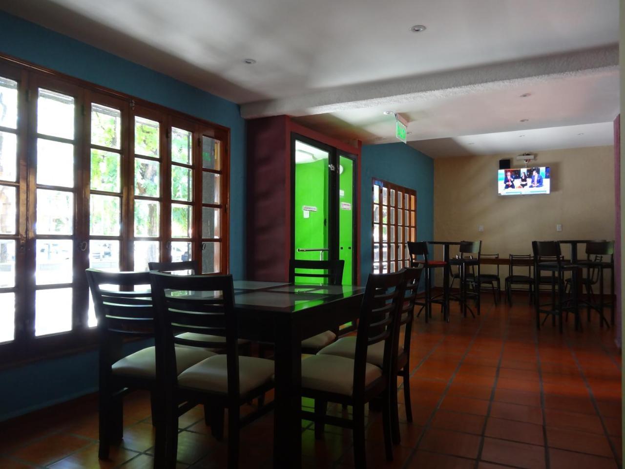 Black Sheep International Hostel Mendoza Exterior photo