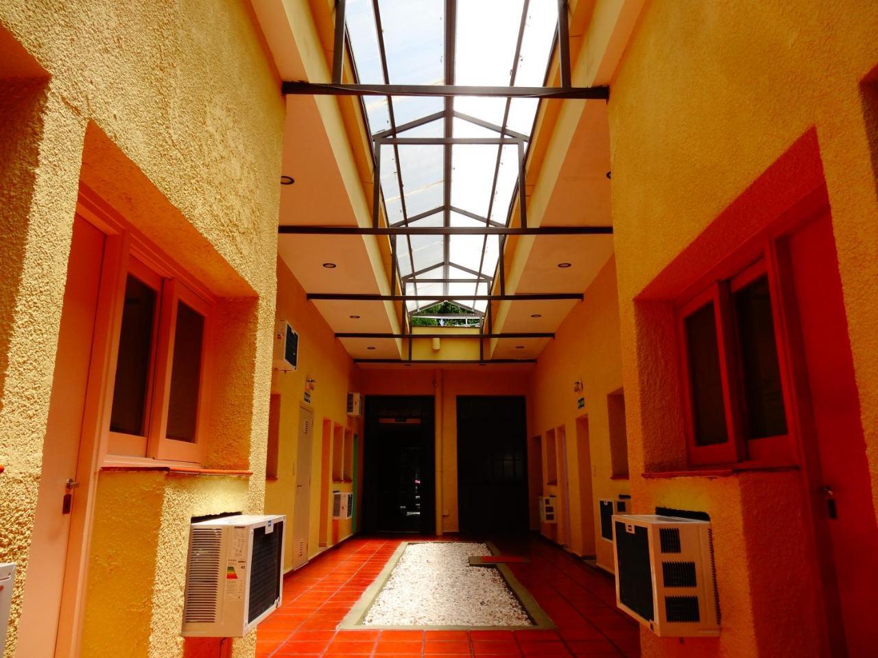 Black Sheep International Hostel Mendoza Exterior photo